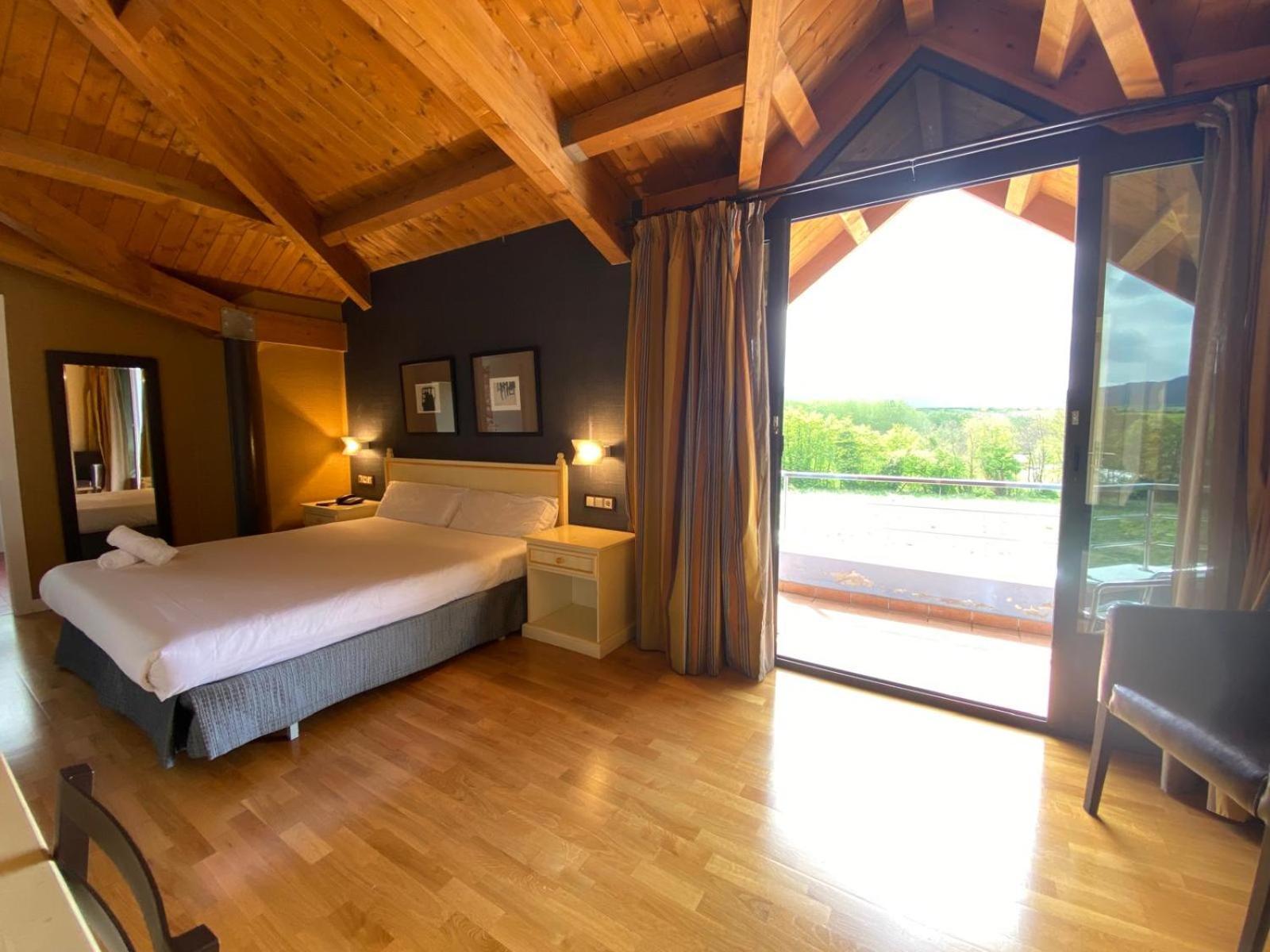 Roomrural Hotel Iru-Bide Lumbier Luaran gambar