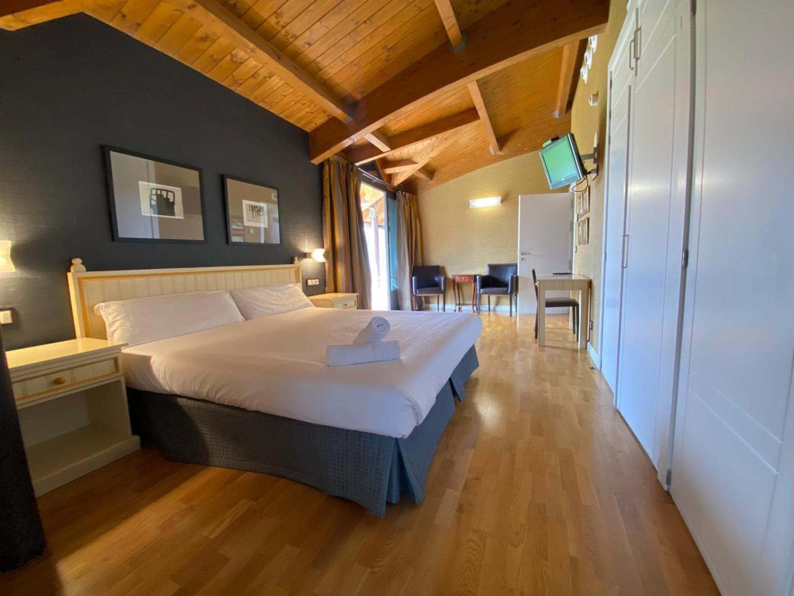 Roomrural Hotel Iru-Bide Lumbier Luaran gambar