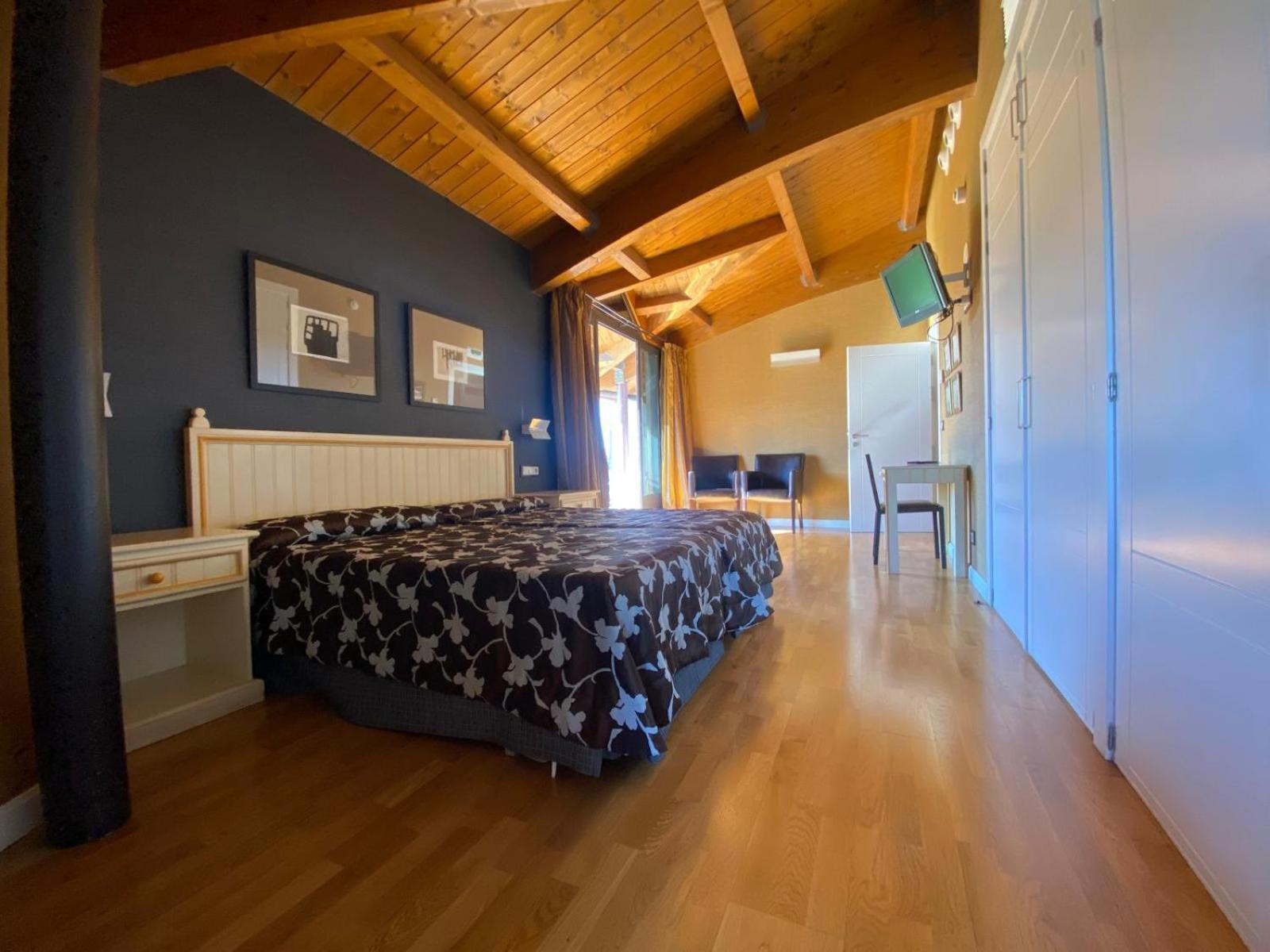 Roomrural Hotel Iru-Bide Lumbier Luaran gambar